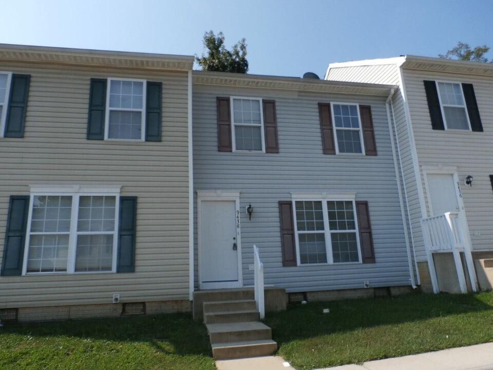 9430 Inaugural Dr in King George, VA - Building Photo