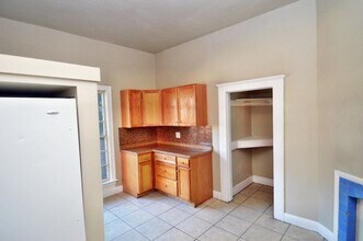 642 W 3rd St in Chico, CA - Building Photo - Building Photo