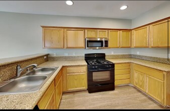 6323 Blushing Willow St in North Las Vegas, NV - Building Photo - Building Photo