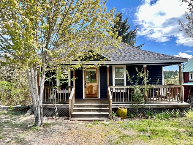 property at 501 S 2nd St