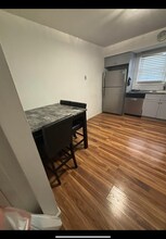 587 Darlington Ave in Staten Island, NY - Building Photo - Building Photo