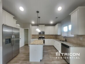 409 Akers Dr in Mcdonough, GA - Building Photo - Building Photo