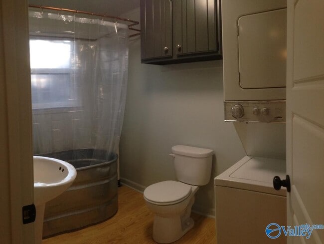 719 5th Ave SE in Decatur, AL - Building Photo - Building Photo