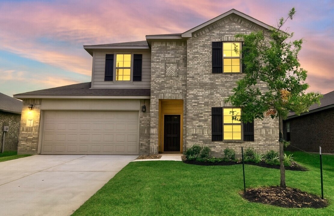 2274 Strong Horse Dr in Conroe, TX - Foto de edificio