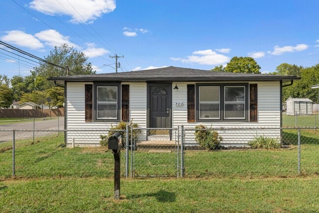 500 3rd St in Lawrenceburg, TN - Building Photo - Building Photo