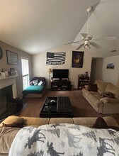 146 Oak Meadows Dr in Athens, GA - Building Photo - Building Photo