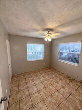 691 W Harbor Dr S in St. Petersburg, FL - Building Photo - Building Photo