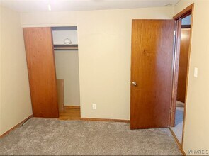 21 Yorktown Rd in Cheektowaga, NY - Building Photo - Building Photo