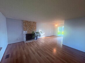 8524 162nd St Ct E in Puyallup, WA - Building Photo - Building Photo