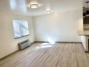 2201 11th Ave in Helena, MT - Building Photo - Building Photo