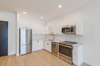 Mulberry Lofts in Pittsburgh, PA - Building Photo - Interior Photo