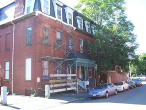 1 Ashland in Worcester, MA - Foto de edificio - Building Photo