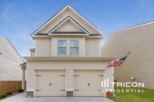 182 Southwind Cir in Newnan, GA - Building Photo