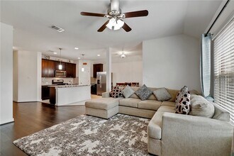 17121 Lathrop Ave in Pflugerville, TX - Building Photo - Building Photo