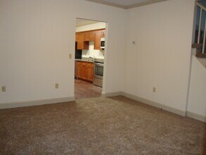 20 Church St, Unit 20 Church St. in Portland, CT - Foto de edificio - Building Photo