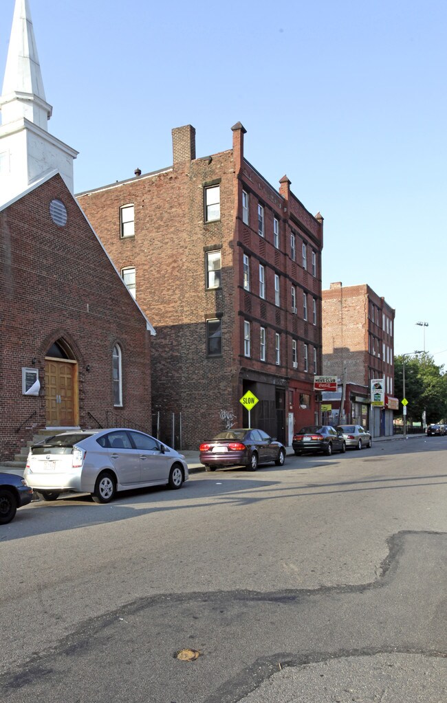 608 Shawmut Ave in Boston, MA - Building Photo - Building Photo