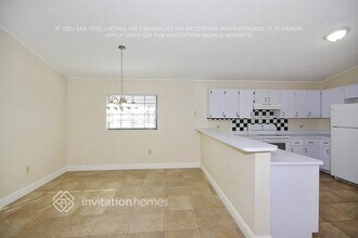 1640 Sunburst Way in Kissimmee, FL - Building Photo - Building Photo
