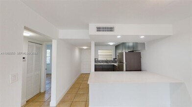 453 SW 2nd St in Miami, FL - Building Photo - Building Photo