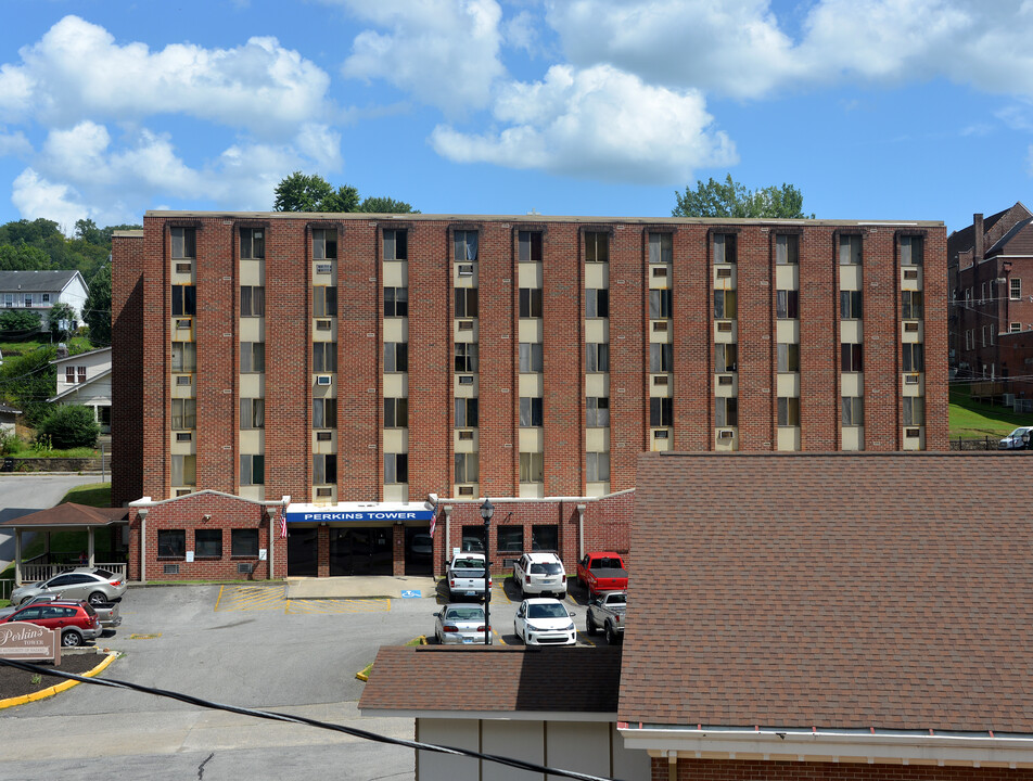 Perkins Tower in Hazard, KY - Building Photo