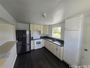 84-956-956 Hanalei St in Waianae, HI - Building Photo - Building Photo