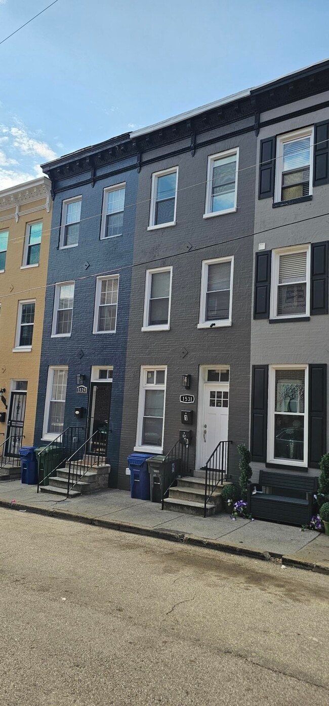 1531 W Fairmount Ave, Unit 2 in Baltimore, MD - Building Photo - Building Photo