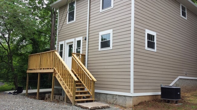 708 S Henderson St in Bloomington, IN - Building Photo - Building Photo