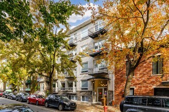 4121 De Mentana Rue in Montréal, QC - Building Photo - Building Photo