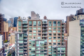 222 E 34th St in New York, NY - Building Photo - Building Photo
