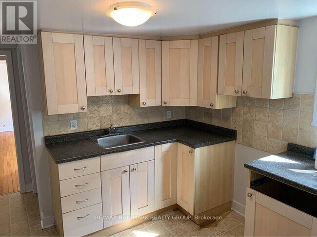 64 Cobourg St in Ottawa, ON - Building Photo - Building Photo