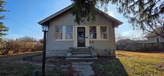 915 High St in Anderson, IN - Building Photo