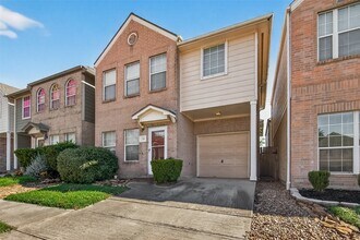 218 Plaza Del Sol Park in Houston, TX - Building Photo - Building Photo