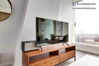 1000 S Michigan Ave in Chicago, IL - Building Photo - Building Photo