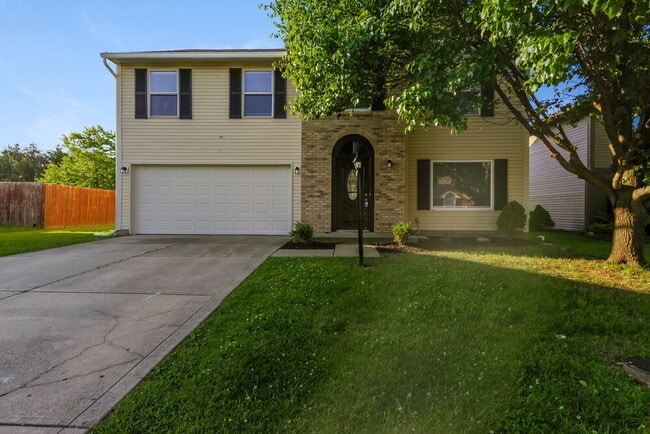 property at 304 E Pine Ridge Dr