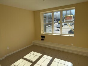 183 Thorne St, Unit 1F in Jersey City, NJ - Building Photo - Building Photo