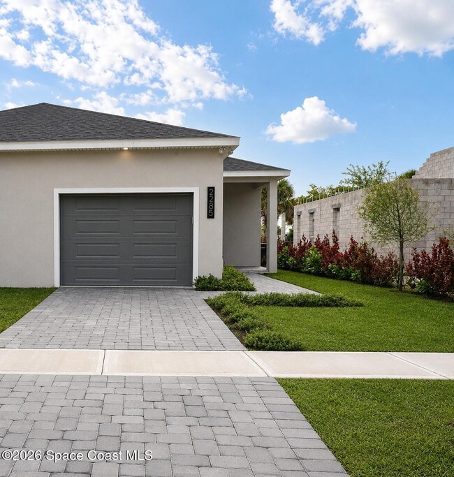 property at 2285 Highland Ave