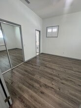 1023 E 27th St in Los Angeles, CA - Building Photo - Building Photo