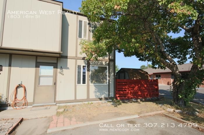 1803 16th St in Cody, WY - Building Photo