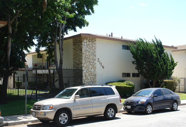 2116 N Ventura Rd in Oxnard, CA - Foto de edificio - Building Photo