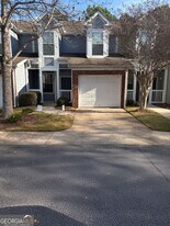 250 Amal Dr SW in Atlanta, GA - Building Photo