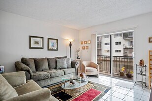 1775 N Andrews Square in Fort Lauderdale, FL - Building Photo