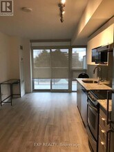 160-160 Flemington Rd in Toronto, ON - Building Photo - Building Photo