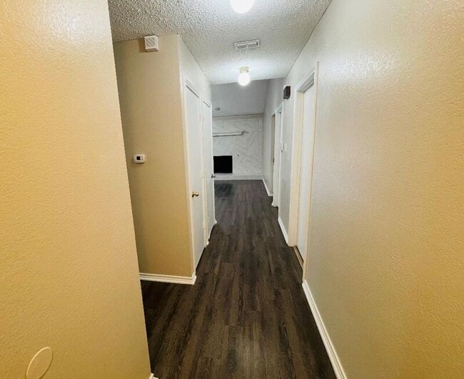 2431 Deer Run in Lewisville, TX - Building Photo - Building Photo