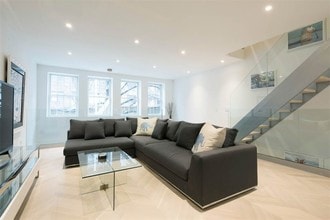 189 E 7th St in New York, NY - Foto de edificio - Interior Photo