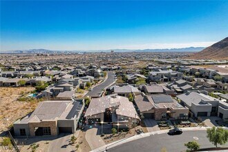 6832 Apogee Ridge Ct in Las Vegas, NV - Building Photo - Building Photo