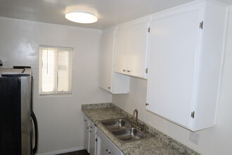 382 Vance St, Unit A in Chula Vista, CA - Building Photo - Building Photo