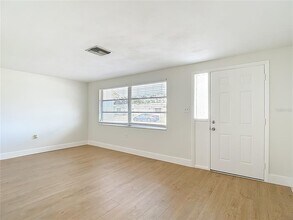 3648 Bedford St in New Port Richey, FL - Building Photo - Building Photo