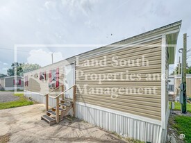 425 Longfellow Blvd in Lakeland, FL - Building Photo