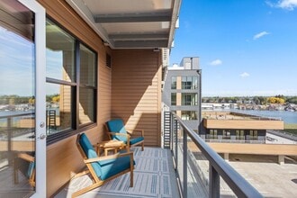 Annex at Bridgeton in Portland, OR - Building Photo - Building Photo