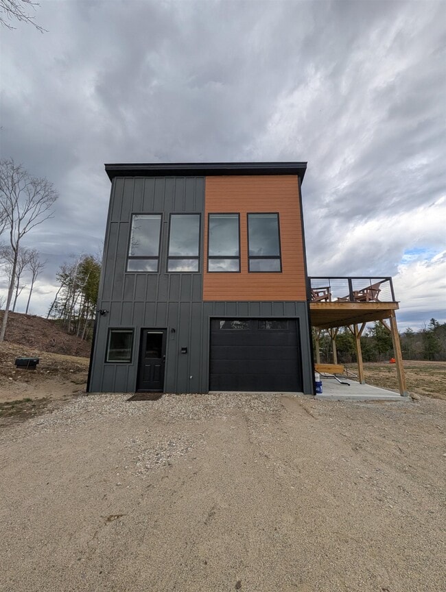 274 Ragged Mountain Rd in Danbury, NH - Building Photo - Building Photo