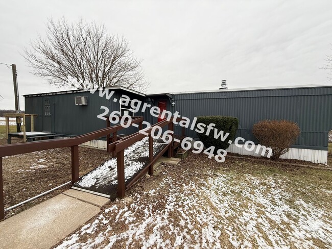 15420 Lincoln Hwy E in New Haven, IN - Building Photo - Building Photo